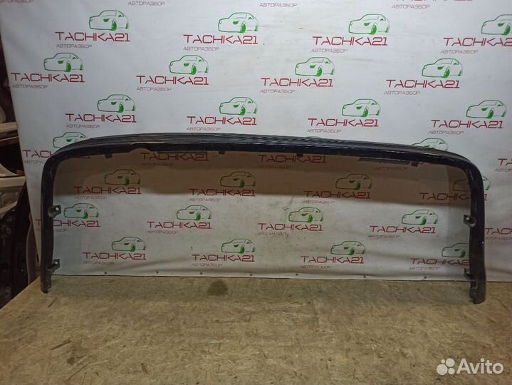 Накладка заднего бампера Toyota LC 200 (2015+)