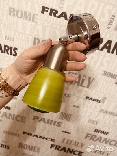 Светильник (Бра) на стену, с лампой зеленой