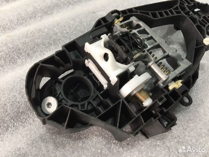 Опора наружной ручки двери левая Bmw 7 G11 G12