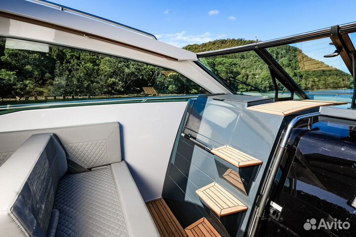 Катер Flipper 900 ST