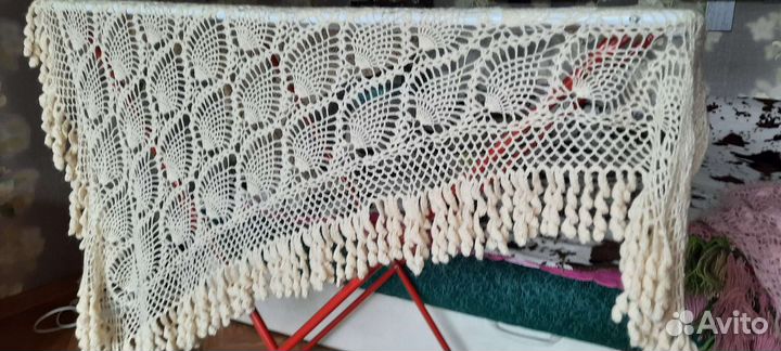 Шаль вязанная