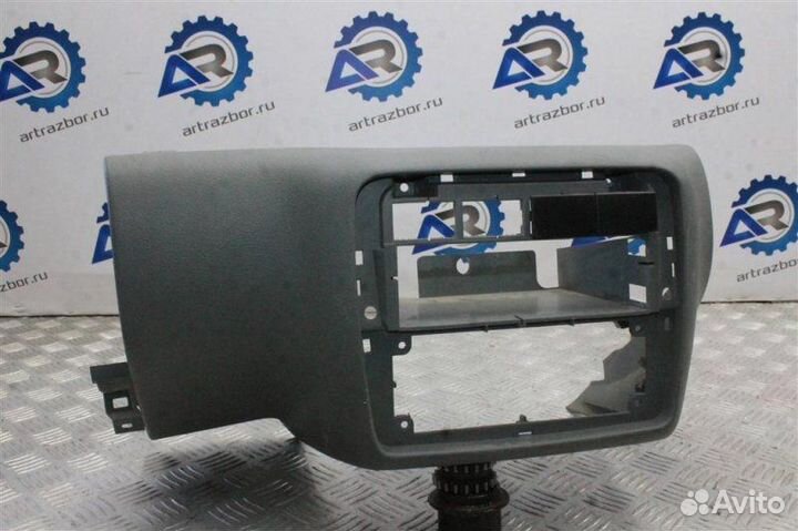 Консоль Skoda Octavia A4 1.8 AGN 125Л.С 1998