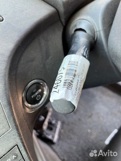 Гитара дворников левая Toyota Prius ZVW30 2ZR-FXE