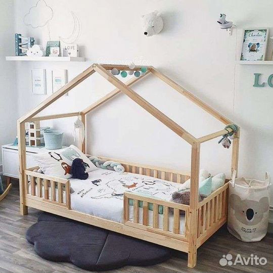 Детская кроватка Домик от производителя