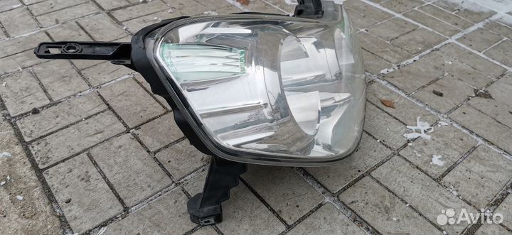 Фара Nissan Wingroad Y12