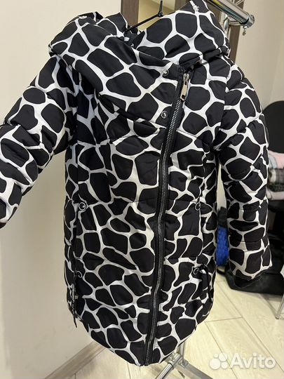 Пуховик на девочку