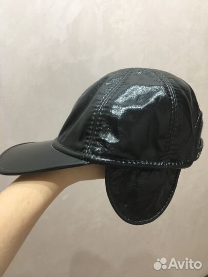 Кожаная утеплённая кепка