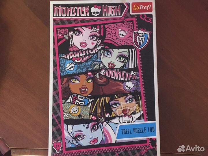 Пазлы и Наклейки Монстер Хай