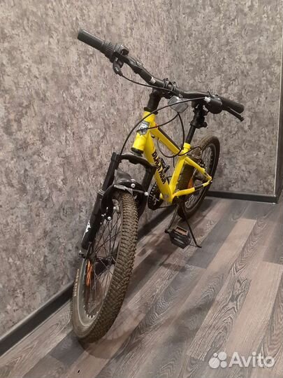 Детский велосипед бу 16