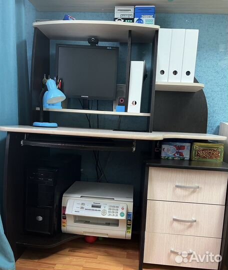 Компьютерный стол