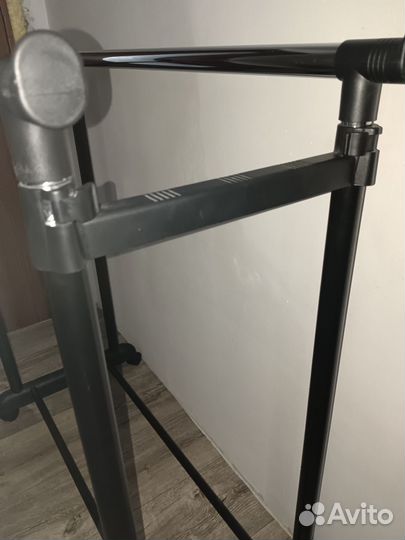 Вешалка для одежды напольная