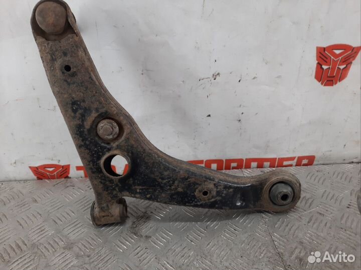 Рычаг подвески передний левый Митсубиши Лансер 9