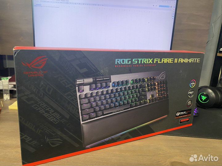 Клавиатура ROG Strix Flare II Animate