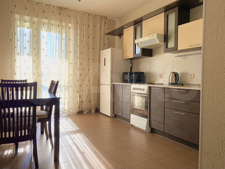 1-к. квартира, 49 м², 10/16 эт.