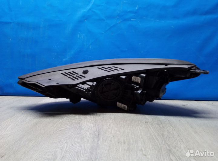 Фара правая Hyundai Tucson 2015-2018