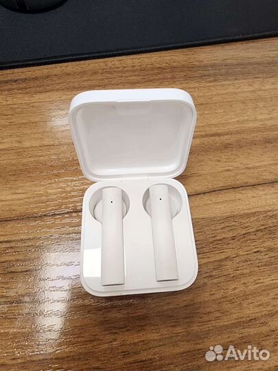 Беспроводные наушники xiaomi basic 2