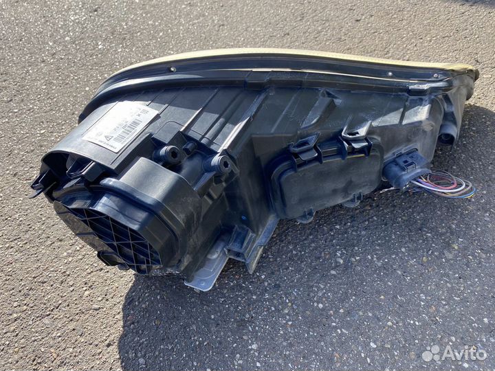 Фара левая 7L5941031G Porsche Cayenne 957 Требуетс