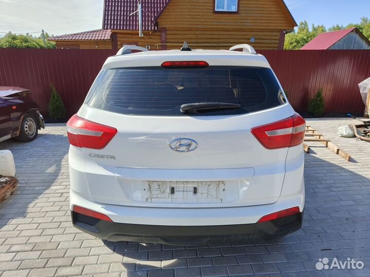 Задняя часть Hyundai Creta