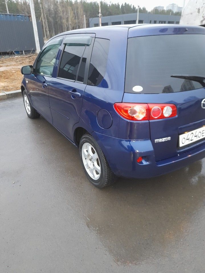 Mazda Demio: фото владельца