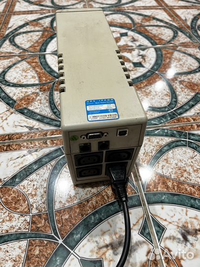 Ибп Ippon Back Power Pro 600