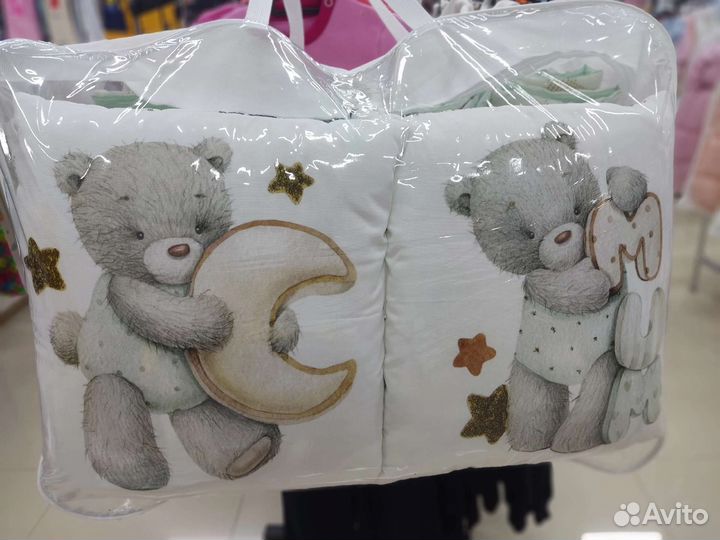 Комплект в кроватку для новорожденных