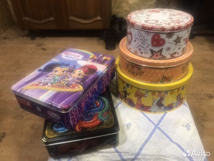 Жестяные банки,коробки Для подарков