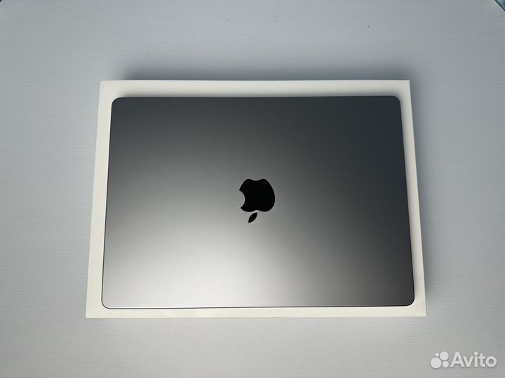 MacBook Pro 14 2023 M2 MAX/32/1Tb абсолютно новый