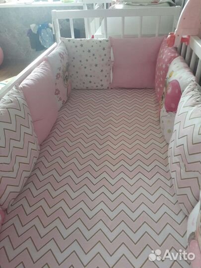 Новые бортики подушки в кроватку 12шт