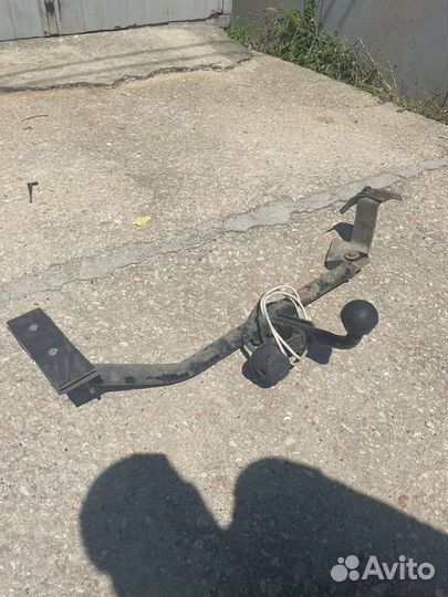 Фаркоп на volkswagen polo