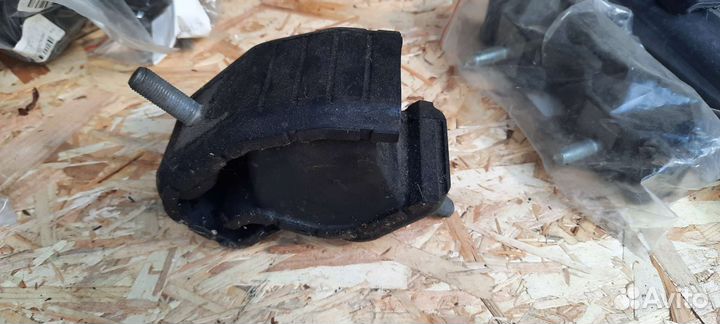 Подушка двигателя газель