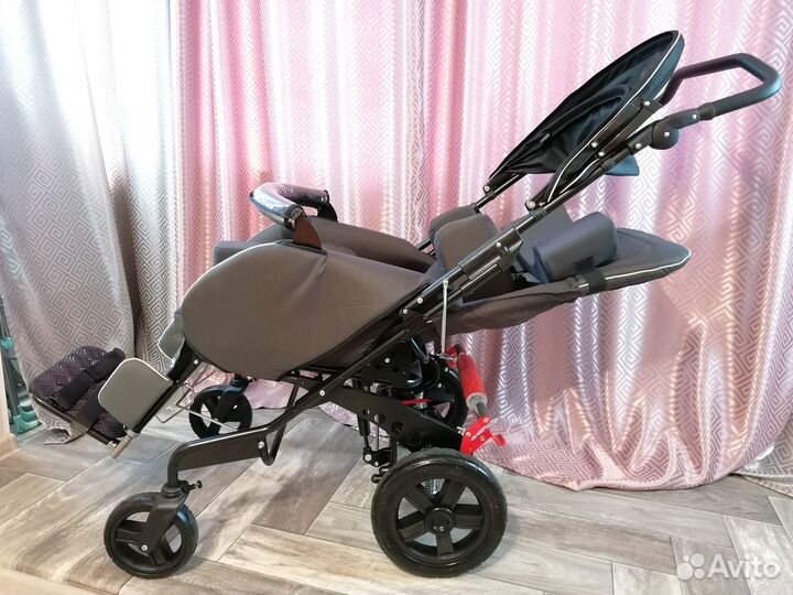 Инвалидная коляска новая Рейсер