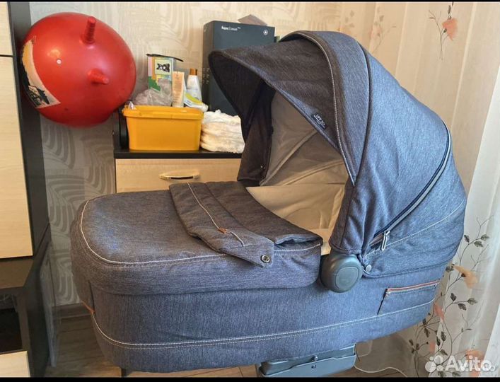 Коляска Inglesina Sofia System Duo 2 в 1 на шасси