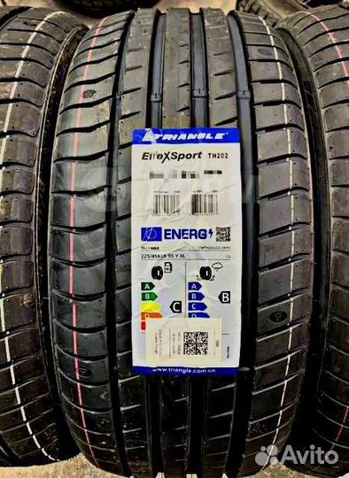 Triangle EffeXSport TH202 245/50 R20 105V