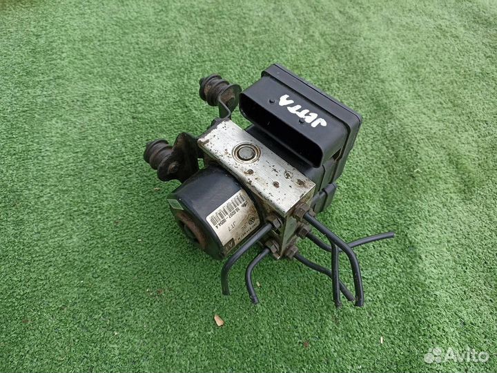 Блок ABS Volkswagen Jetta седан 1.6 2006