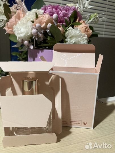 Коробка и флакон givenchy irresistible