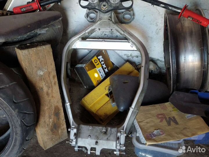 Honda cbr 929rr запчасти