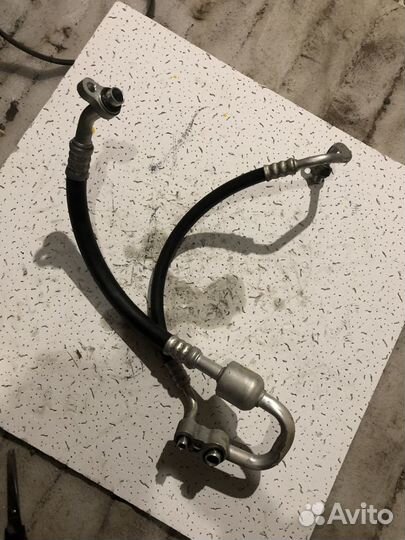 Трубка компрессора кондиционера Opel Astra J