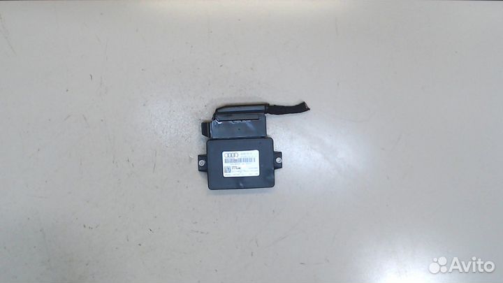 Блок управления стояночным тормозом Audi A6 (C7)