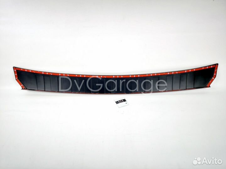 Накладка на задний бампер Subaru Outback 2020+