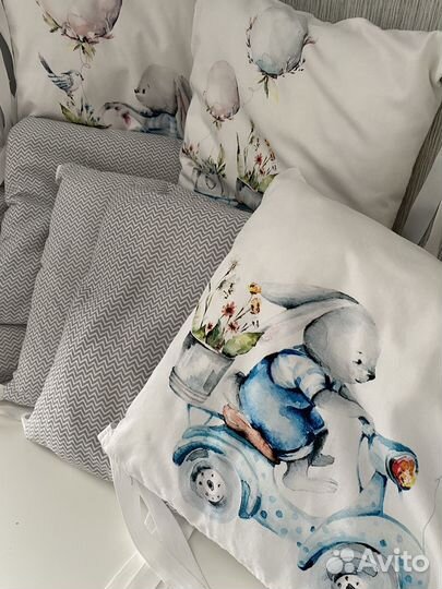 Бортики в кроватку