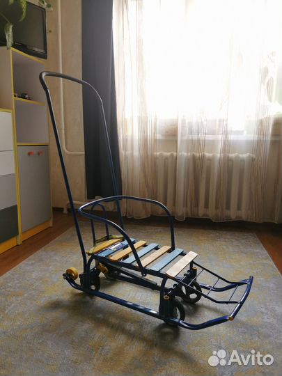Санки на колёсах с чехлом
