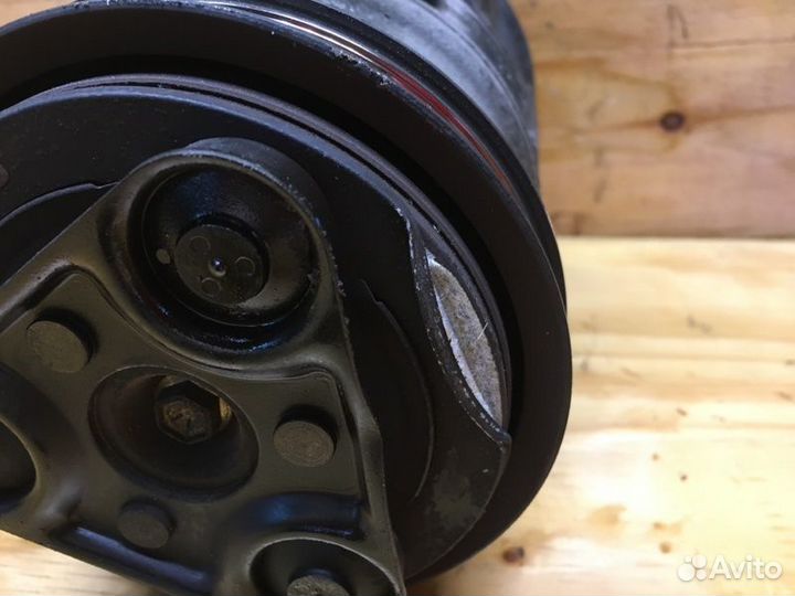 Компрессор кондиционера Toyota Mark Ii GX100 1GFE