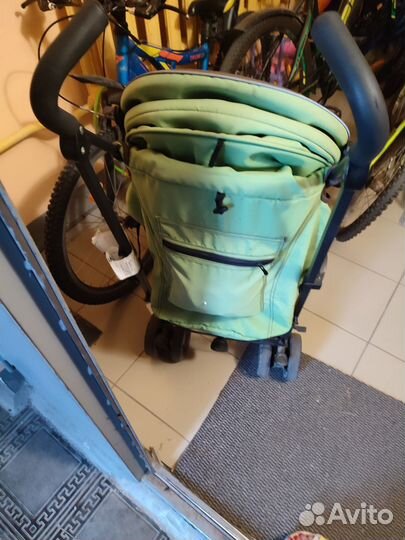 Коляска трость