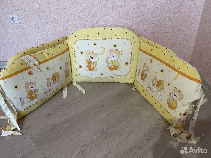 Бортики на кроватку