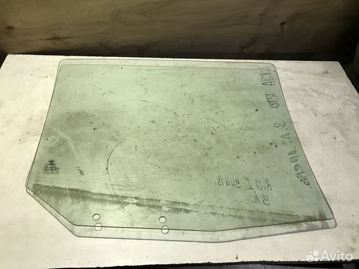 Стекло заднее левое Kia Rio 1