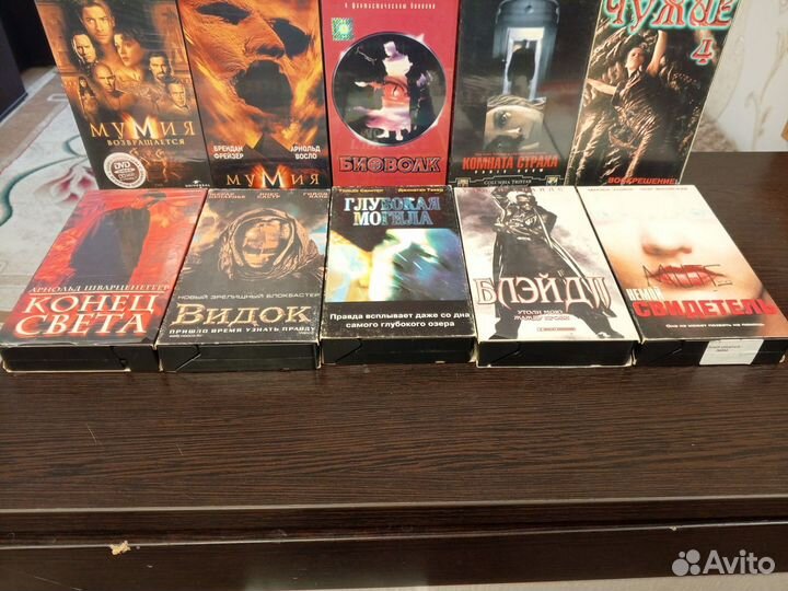 Видеокассеты с фильмами