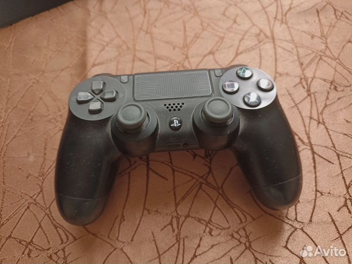 Продам Пс4 с играми