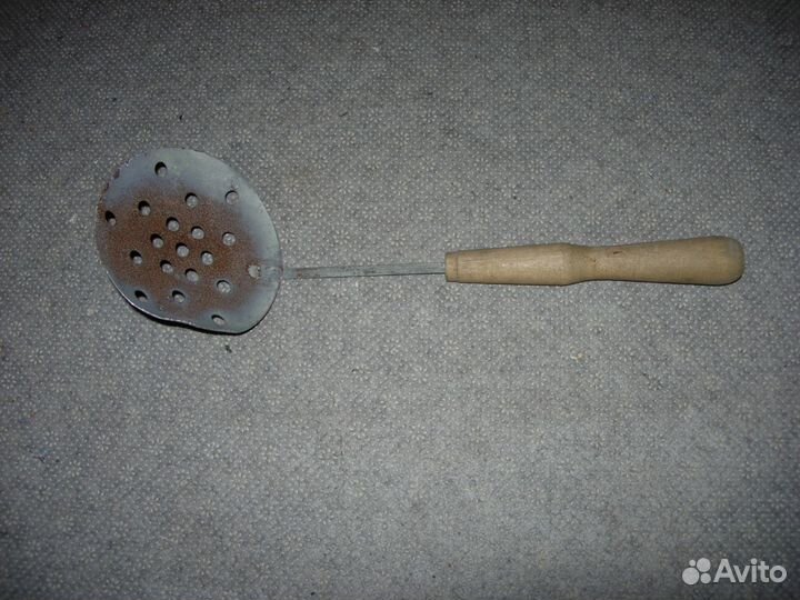 Ложка для удаления шуги из лунки