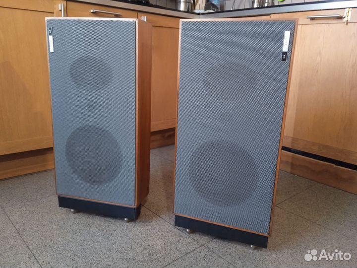 Elac LK 3300