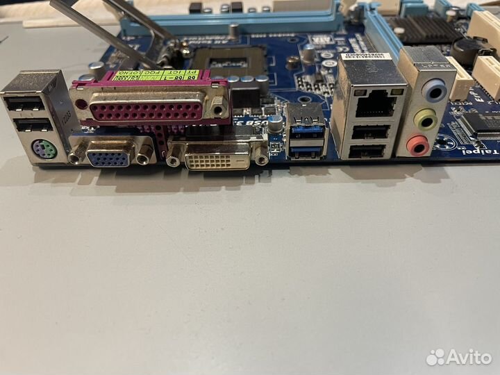 Gigabyte GA-B75M-D3V